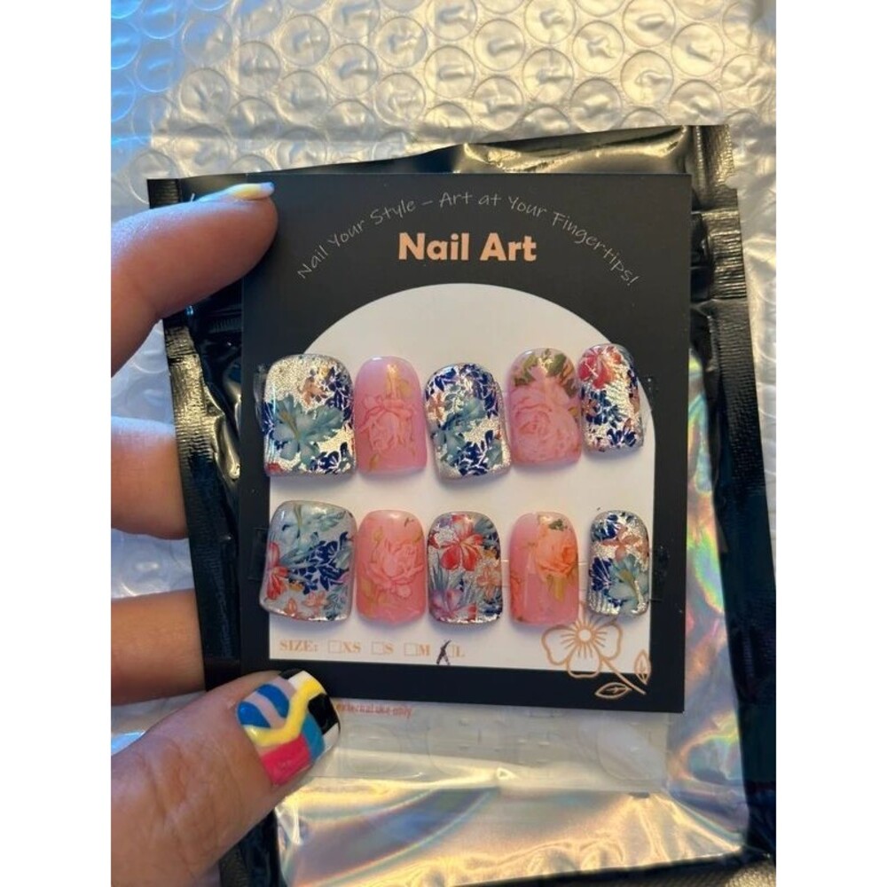 Silver Floral & Pink Small Baby Duck Press On Nails Size Large